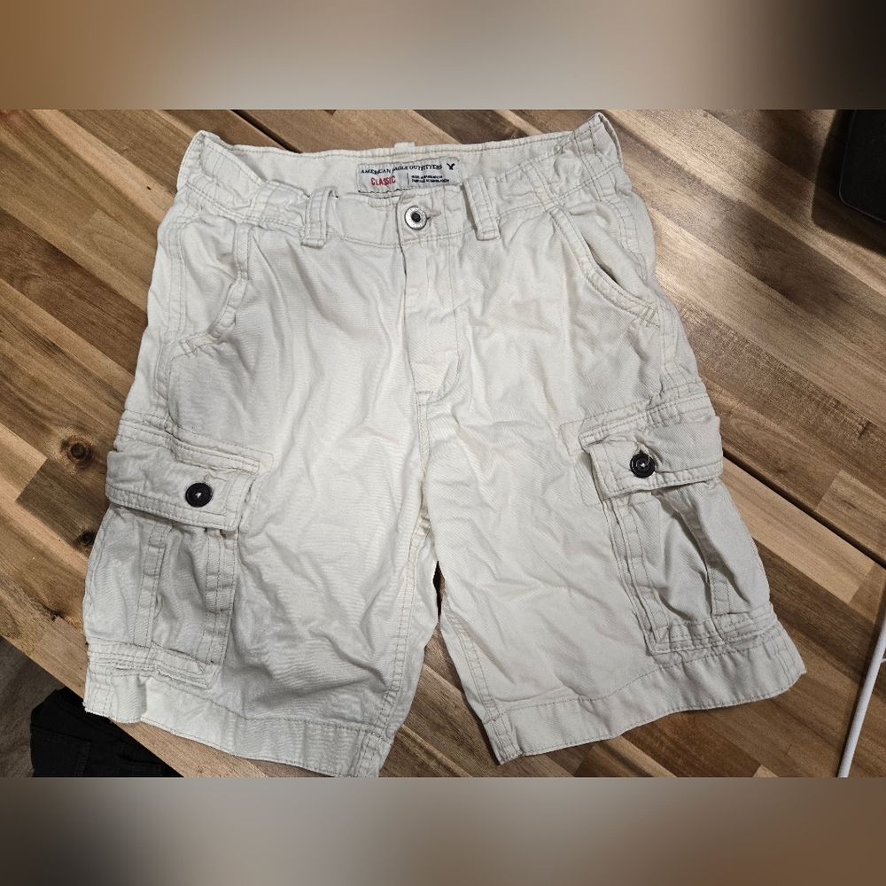 American Eagle Ivory Cargo Shorts